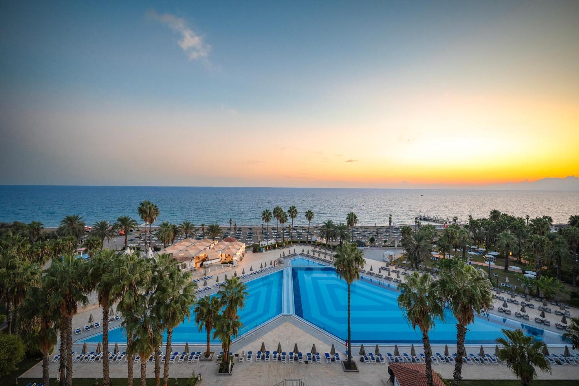 Adora Hotel & Resort Belek Esterno foto